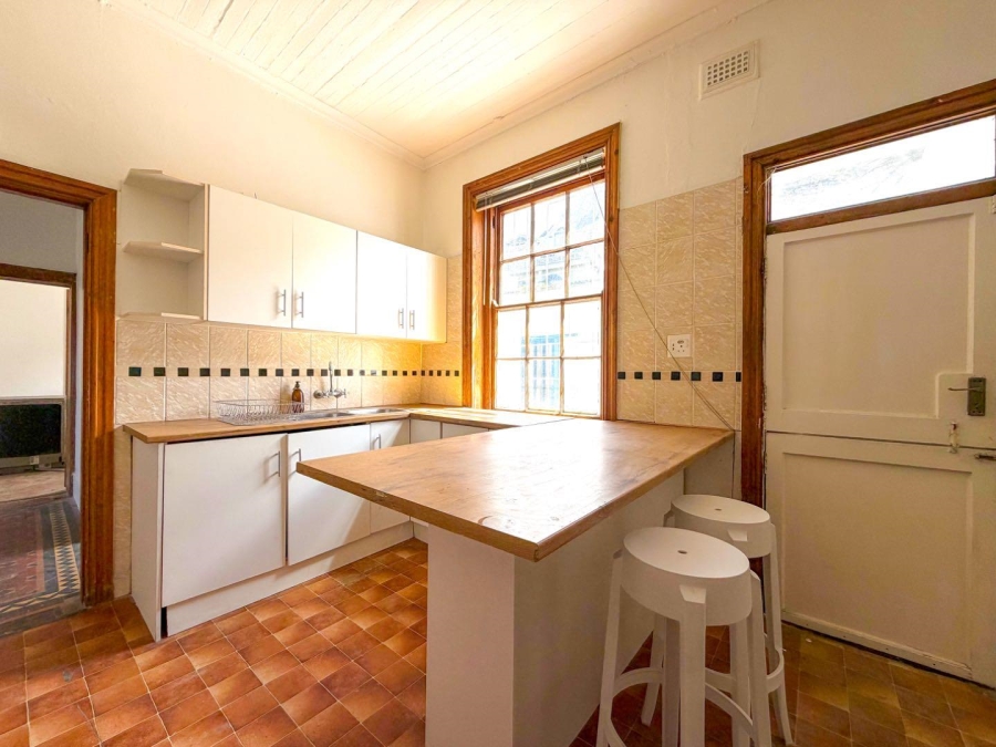 To Let 1 Bedroom Property for Rent in Muizenberg Western Cape